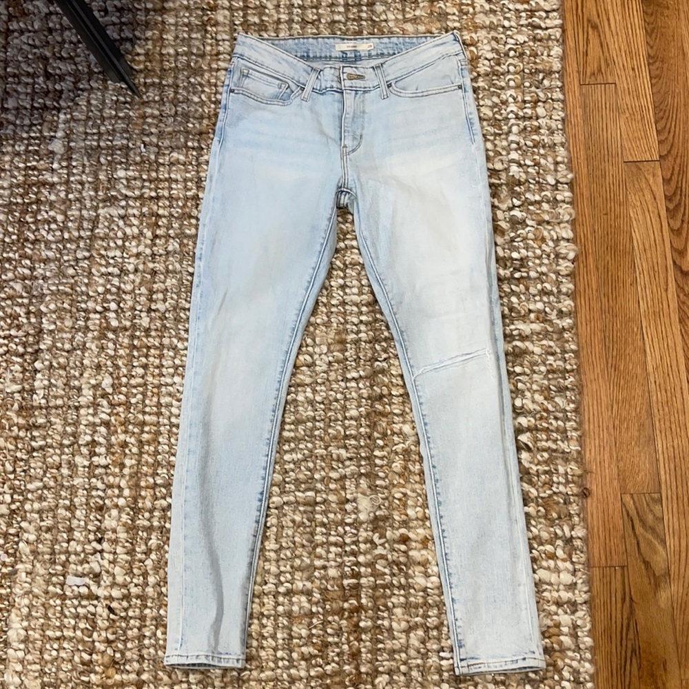Levi’s Size 28 Light Wash Jeans